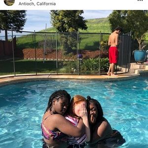 Meet your Posher, Alani